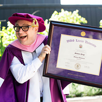 Steven Page earns Laurier honorary degree.